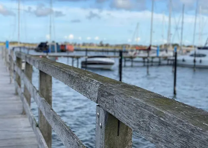 Am Südstrand Auf Fehmarn, Hafenblick *